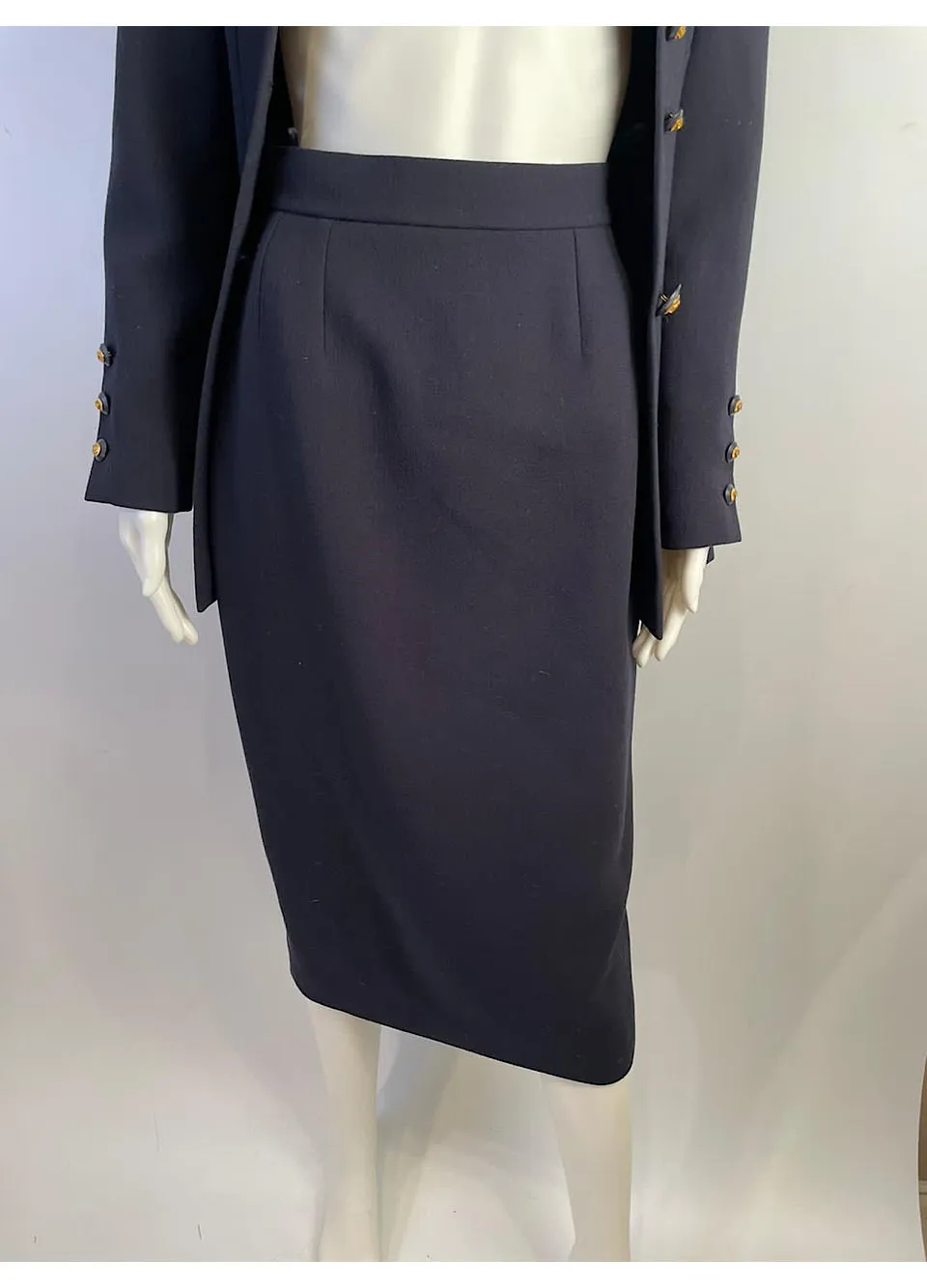 93P/93A 1993 Chanel Boutique Vintage Dark Navy Skirt Suit Set FR 36/38