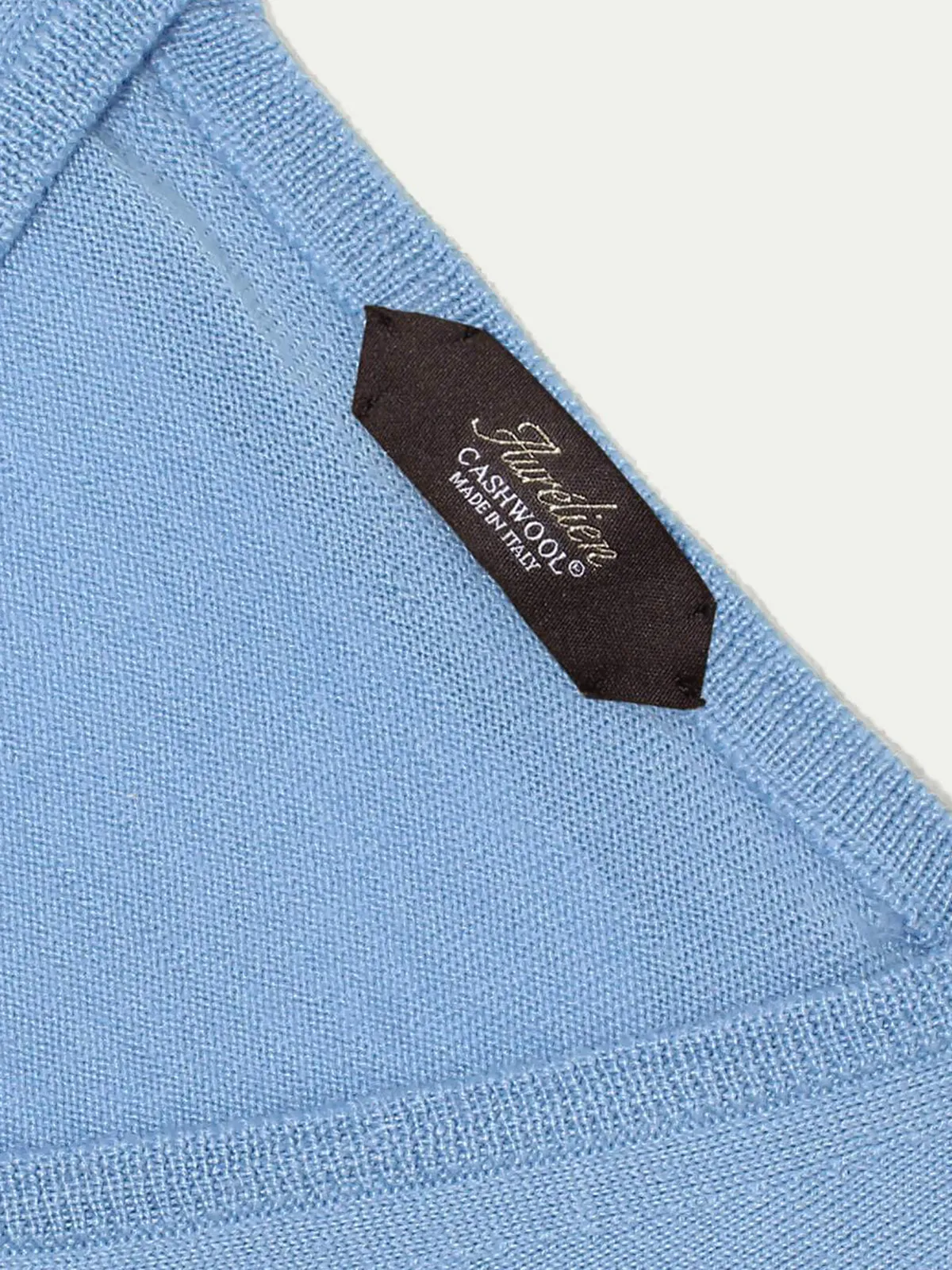 Extrafine Merino V-Neck Light Blue