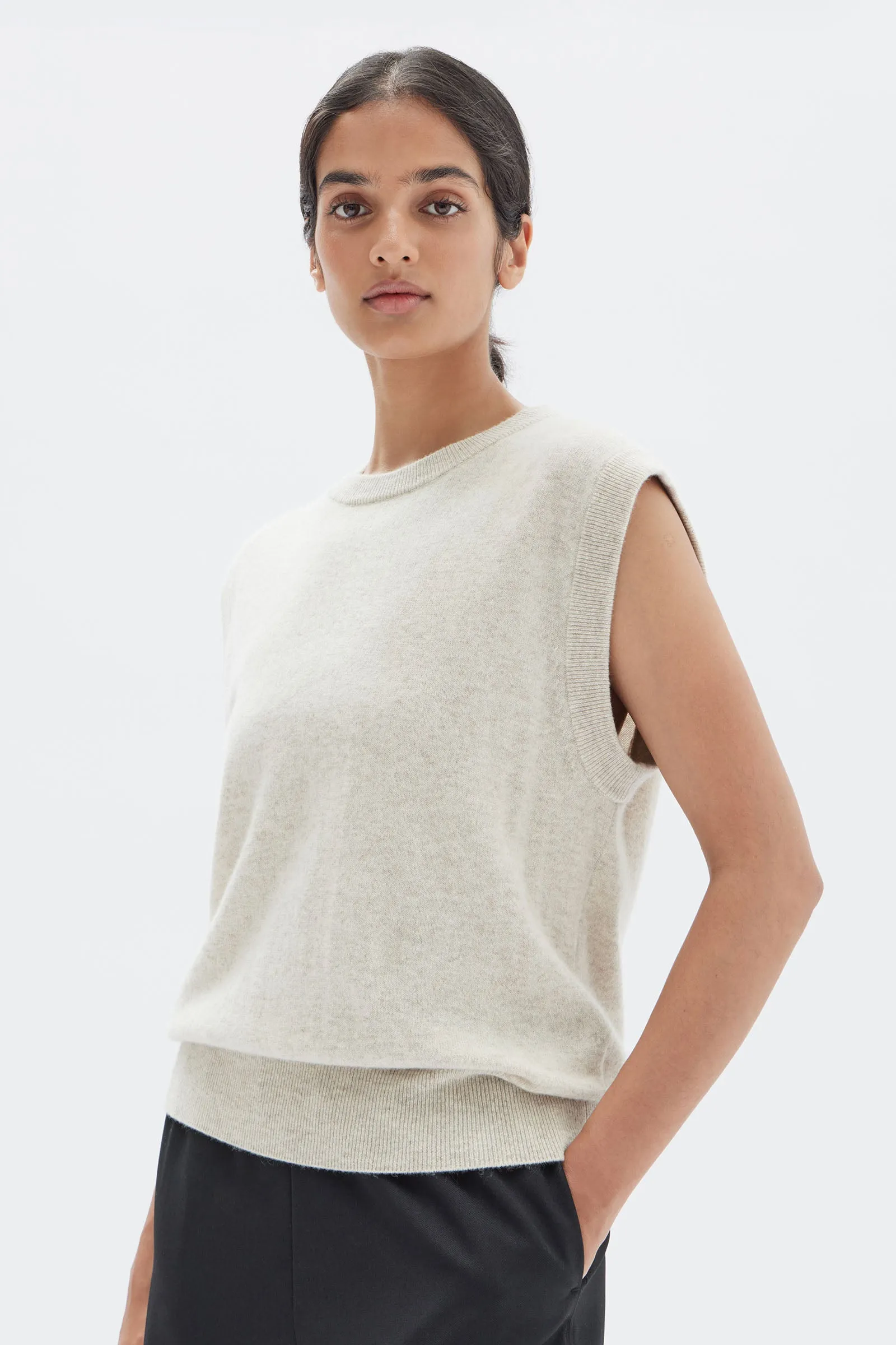 Relaxed Cashmere Vest