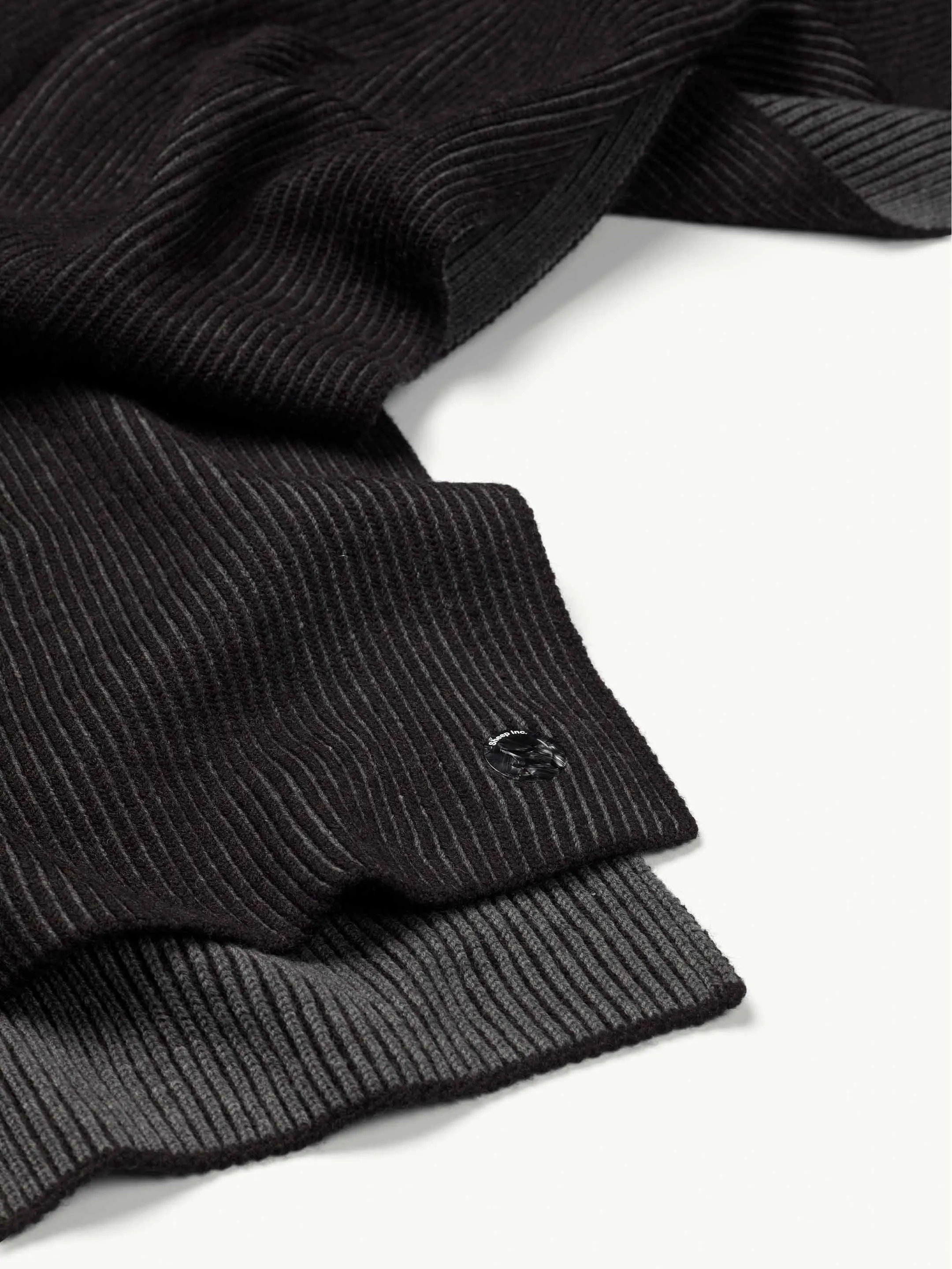 The Reversible Scarf - Anthracite Black